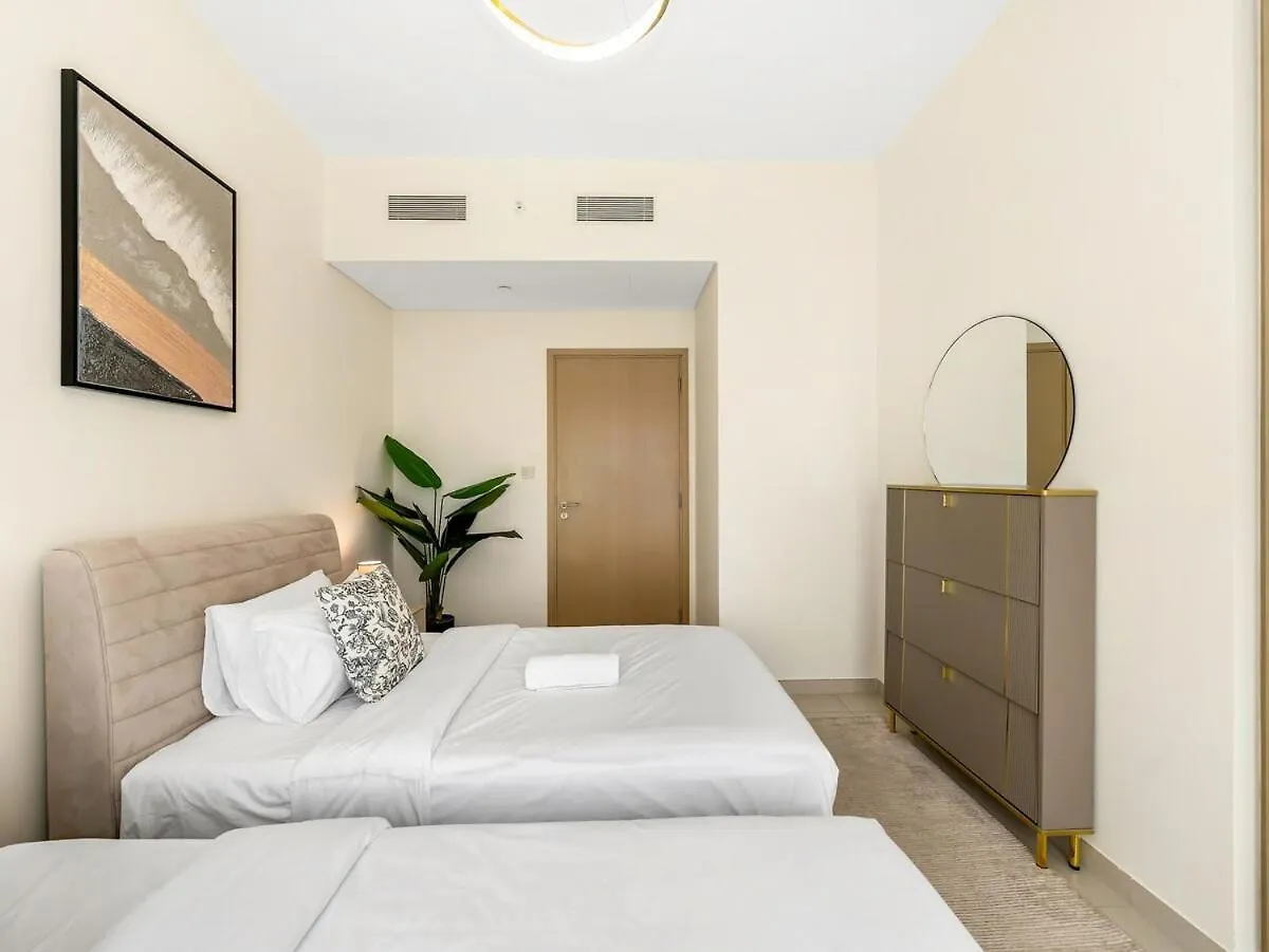 Luxury 3 Bedroom Full Burj Khalifa And Fountain View Dubai