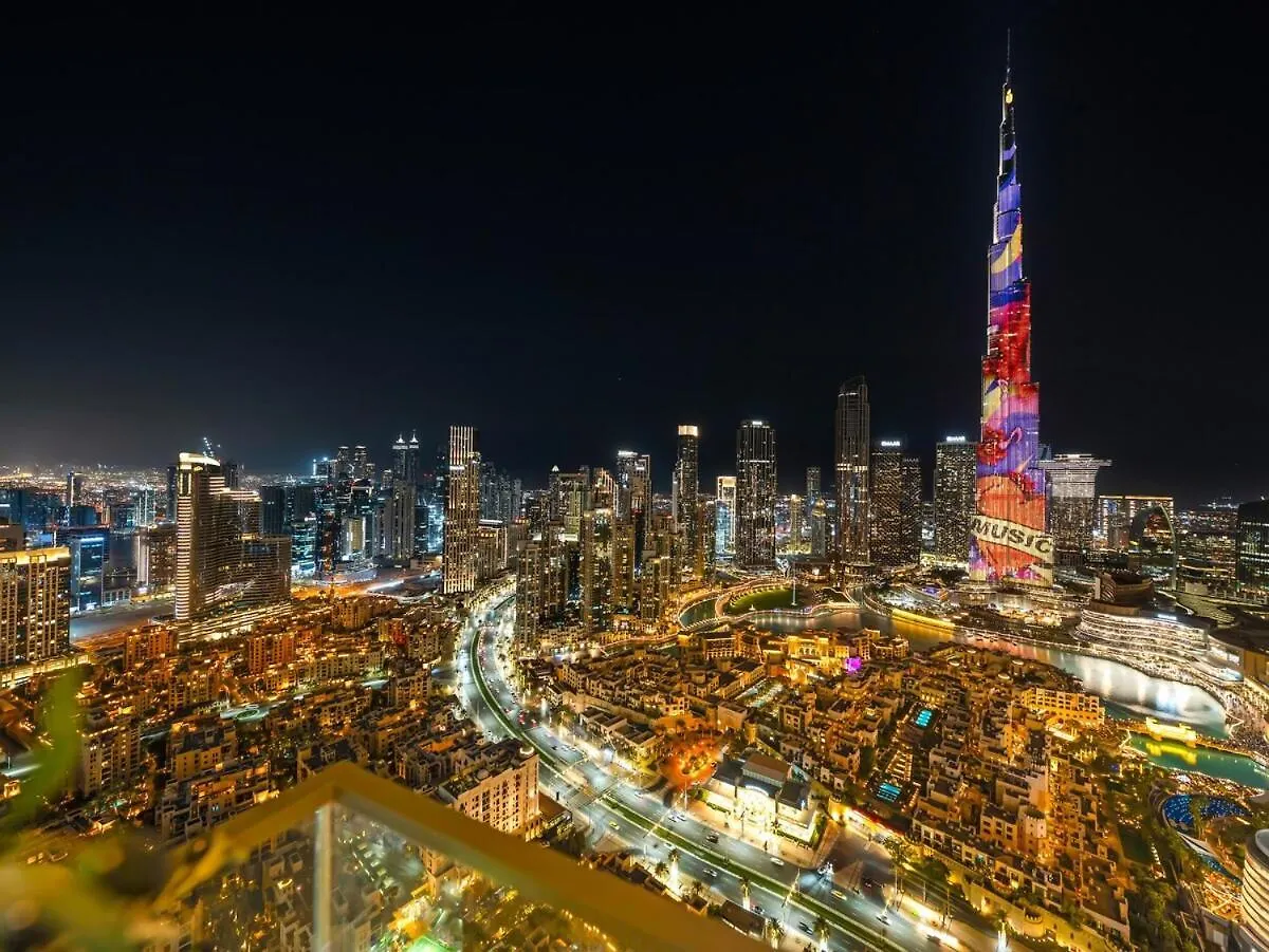 Luxury 3 Bedroom Full Burj Khalifa And Fountain View Dubai Apartment