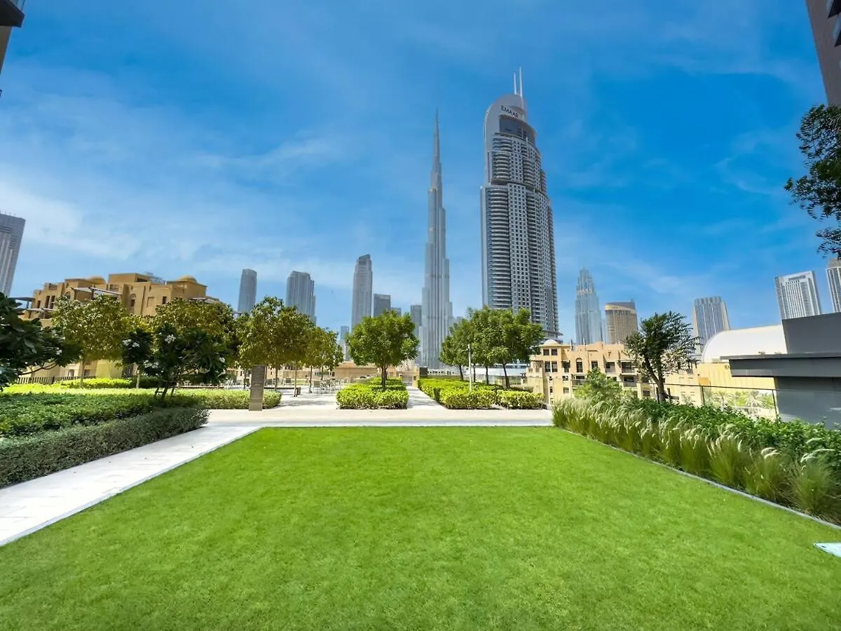 Luxury 3 Bedroom Full Burj Khalifa And Fountain View Dubai