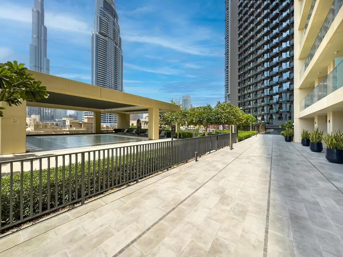 Luxury 3 Bedroom Full Burj Khalifa And Fountain View Dubai