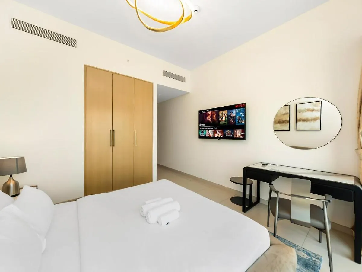 Luxury 3 Bedroom Full Burj Khalifa And Fountain View Dubai