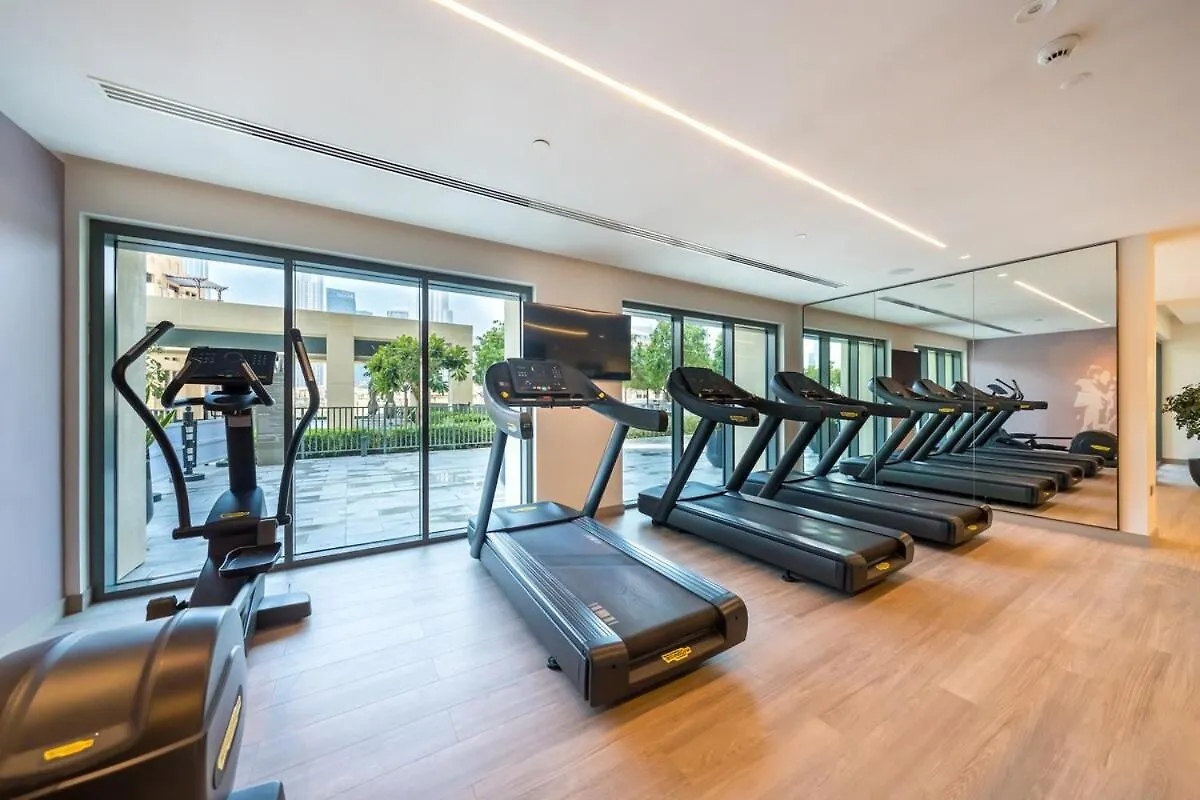 Luxury 3 Bedroom Full Burj Khalifa And Fountain View Dubai Apartment